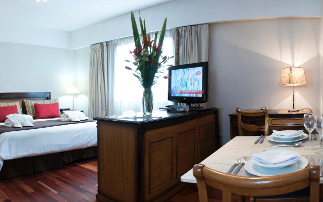 Argenta Tower Hotel & Suites