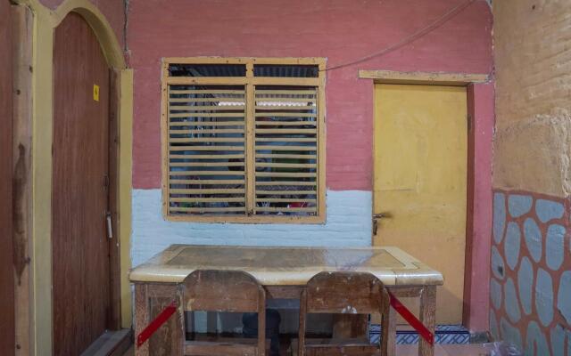 SPOT ON 1762 Gandrung Payungan Family Inn