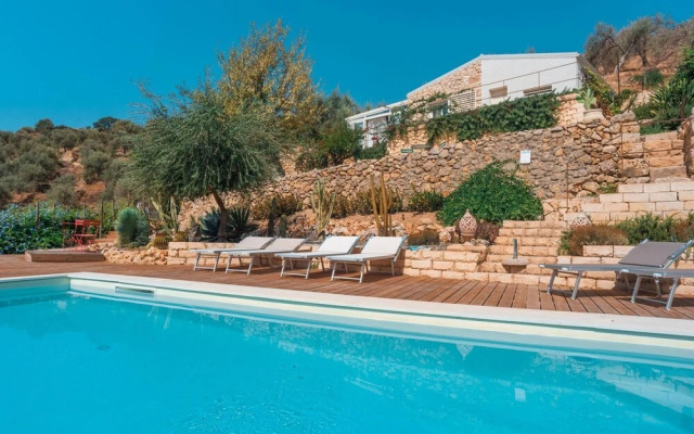 Villa Azalo With Private Pool