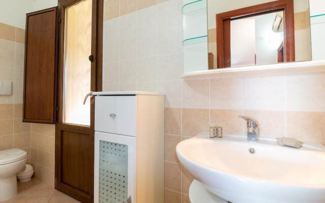 Casa Lyam in Cabras With 2 Bedrooms and 1 Bathrooms