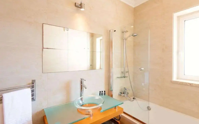 Praia D'el Rey Residences