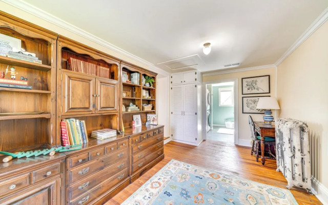 Historic & Spacious Family Home in Nicholasville!