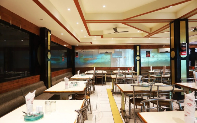 OYO 46604 Hotel Star