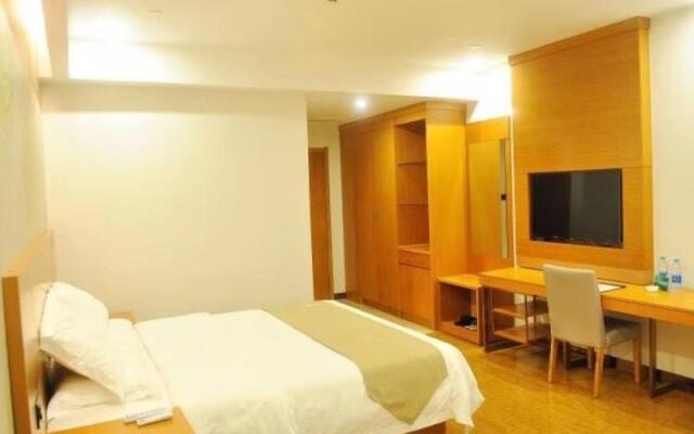 GreenTree Inn Zhenjiang Dagang New District Tonggang Road Butterfly Square