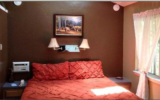 Pine Knot Guest Ranch