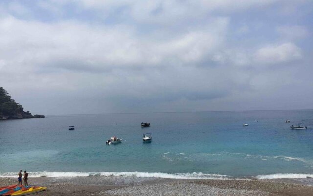 Chakra Beach Kabak