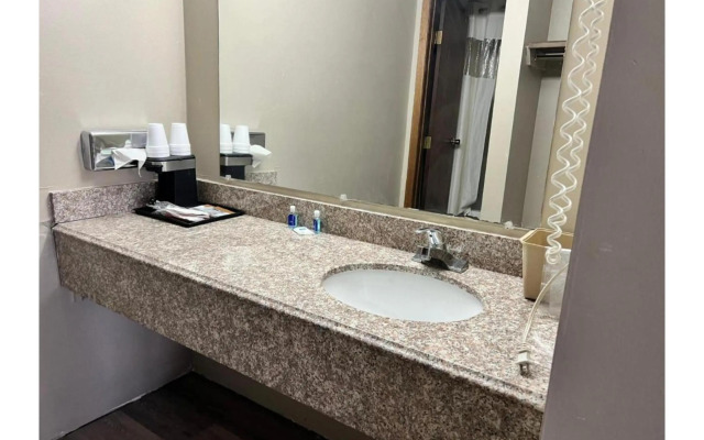 Devils Lake Inn By OYO Near Devils Lake Regional Airport