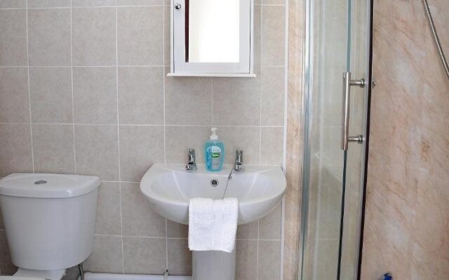 Lynmoore Guest House - BB