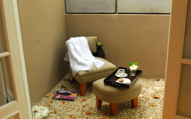 Vain Boutique Hotel