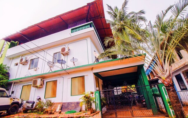 OYO 15757 Home Elegant Stay Calangute Beach