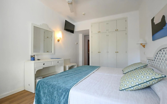 Hotel Pinos Playa