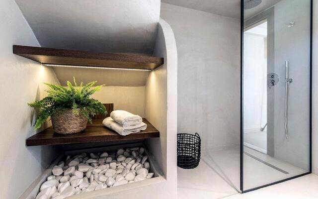 Beachfront Suite