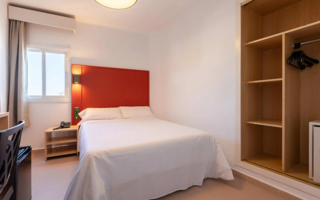 The Red Hotel by Ibiza Feeling - Adults only