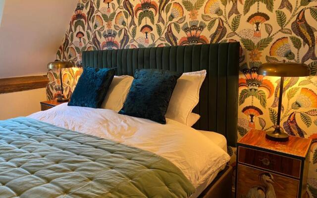 Halford House - Adults Only