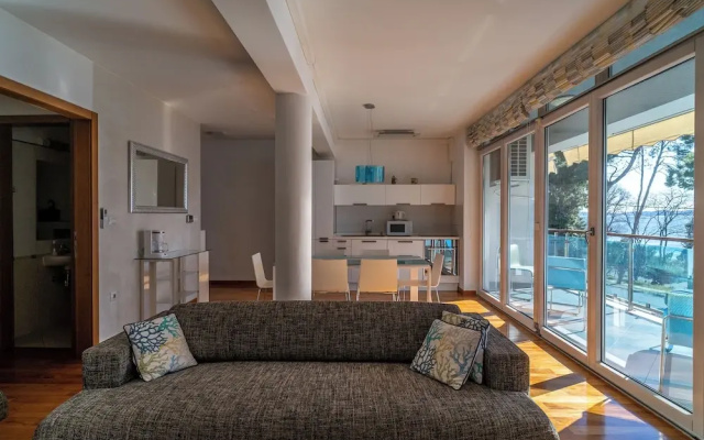 Apartment Kolovare