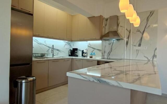 Atlas By Sea Apartment