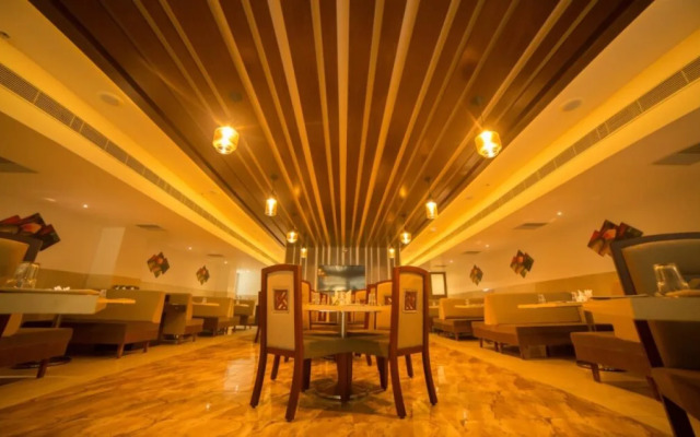 Hotel Ajantha Evergreen