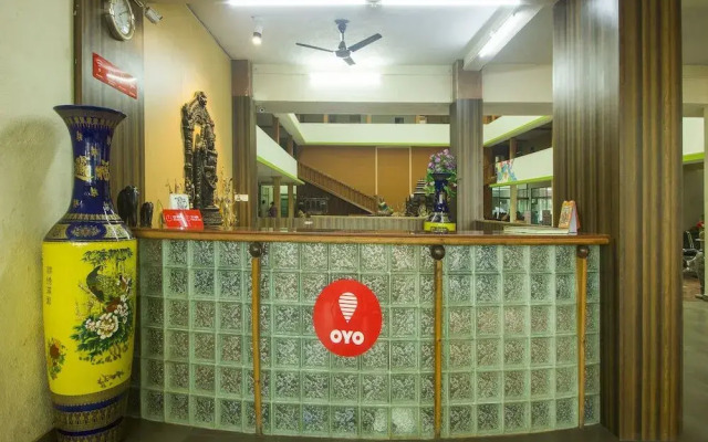 OYO 15483 Sai Palkhi Niwara