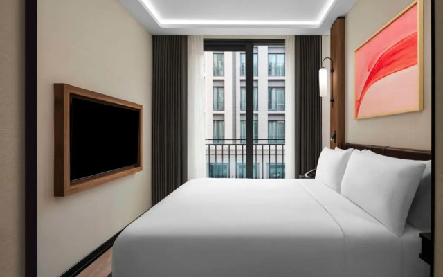 Altunizade Suites Istanbul, Curio Collection by Hilton