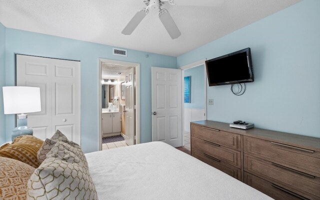 Pelican Beach 0103 1 Bedroom Condo by Pelican Beach Management