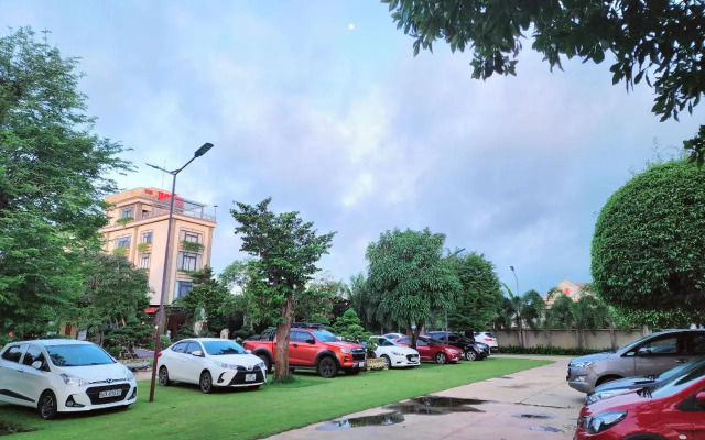 Huong Tuyet Motel