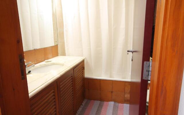 Sunny and Cozy Apartment, Lago Azul by Trip2Portugal