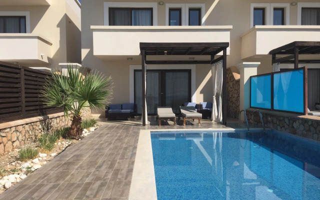 Al Mare Villas