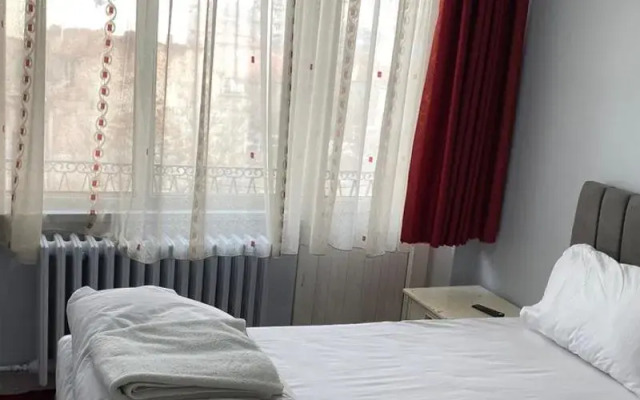Öz Otel Altınbaşak