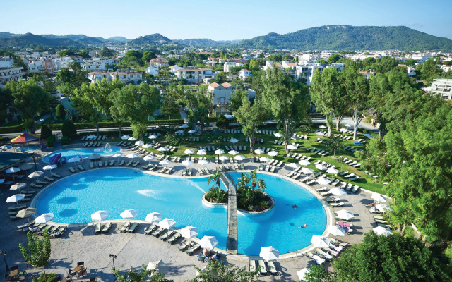 Atlantica Princess Hotel