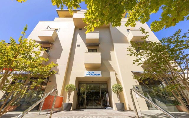 Club Wyndham Perth, Trademark Collection by Wyndham