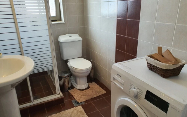 Iriana's Apartment in Center 2