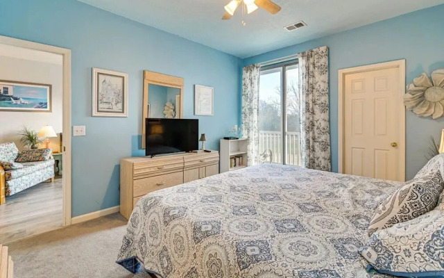 River Oaks 51-E Apartment