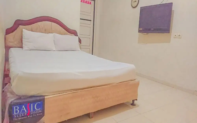 OYO Life 93590 Penginapan Palapa 10 Syariah