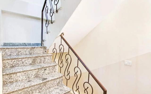 OYO Flagship 70341 Royal Green