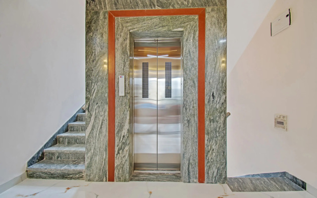 Capital O 45462 Hotel C Tara