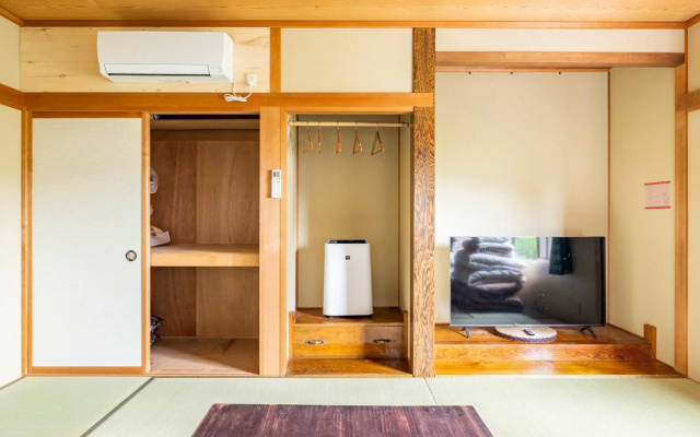 1組貸切りの宿 Thank you Hippo 2 -NIKAI 二階- – Guest Rooms – Matsumoto