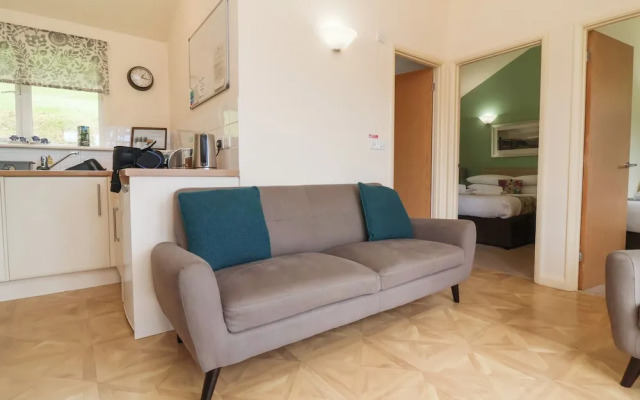 Chalet Log Cabin L10