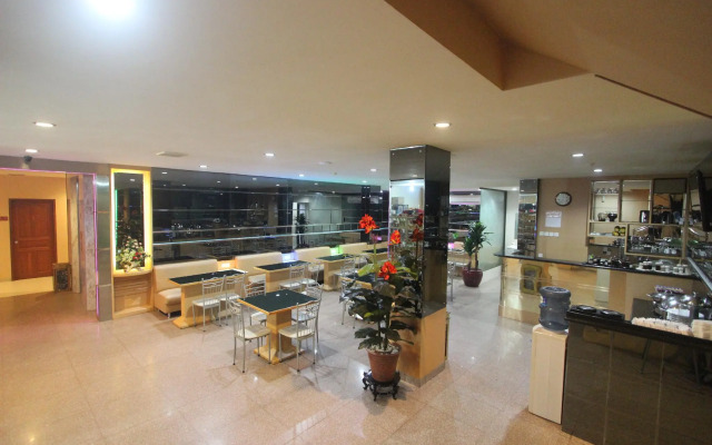 Lovina Inn Penuin Hotel