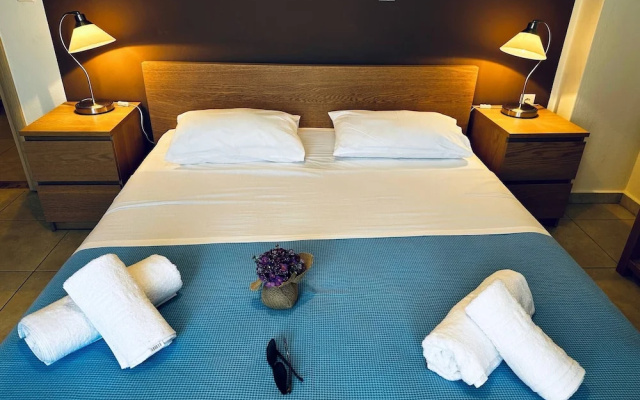 To Steki 1min From Beach 2bd 1ba