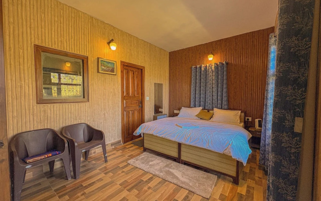 The Himalayan Living