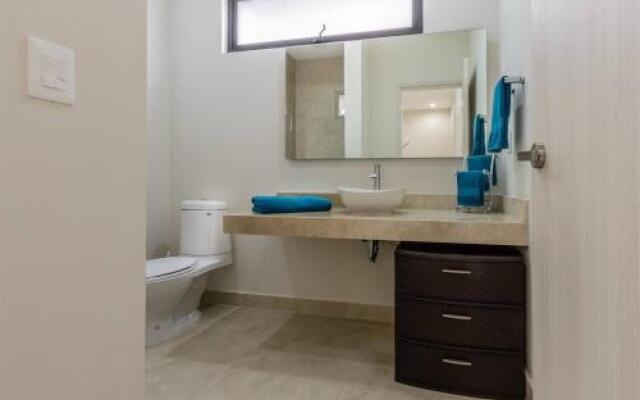 3br/3ba in Ciudad Mayakoba, Balaya Condo