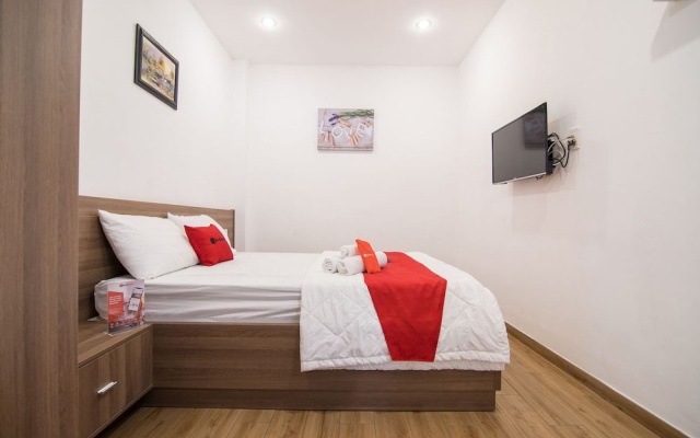 Reddoorz Plus Near Tan Dinh Market – Guest Rooms – Ho Chi Minh City