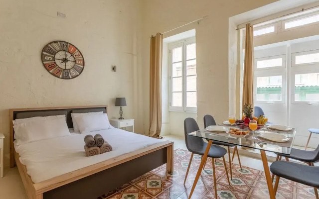 Historic Valletta Private Houses