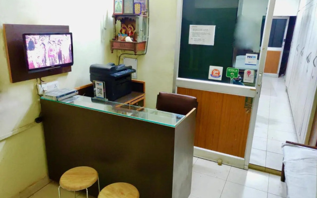 Roop Guest House
