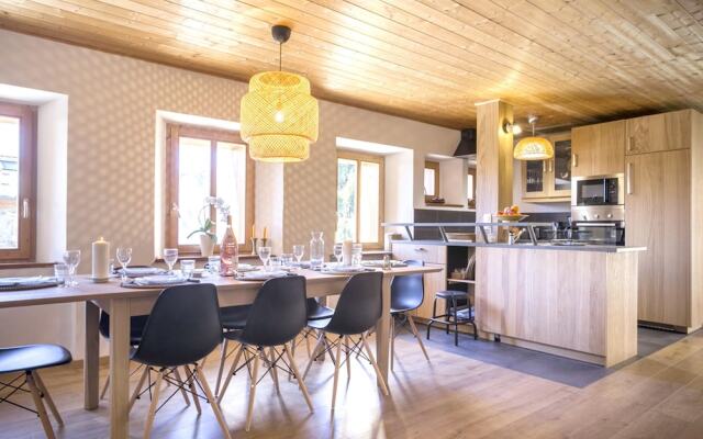 Chalet With 5 Bedrooms in Bourg-saint-maurice, With Wonderful Mountain