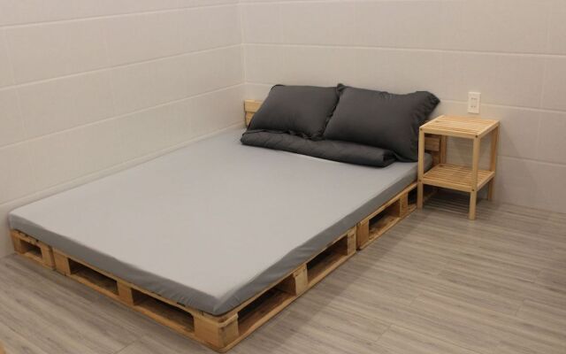 B Home - Hostel