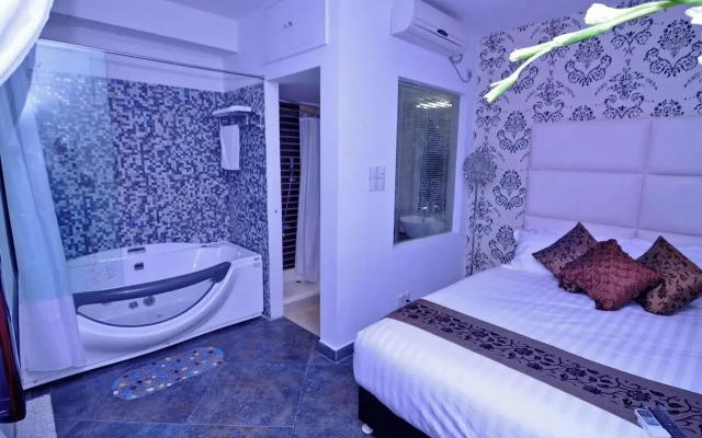 Contemporary Heights Resort and Hotel