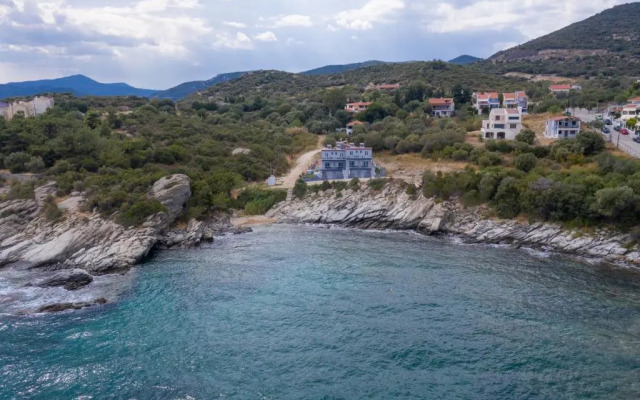 MG Villas & Suites