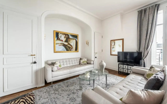 Luxeux T2 de 85m2 vue sur la Tour Eiffel
