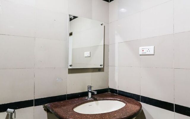 Capital O 38707 Vijetha Inn
